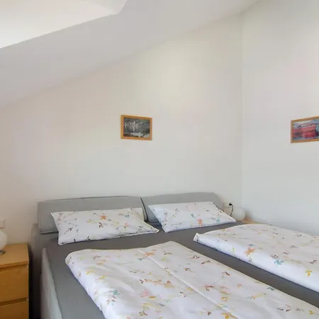 Merk Gbr Apartmán